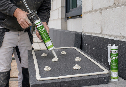 Kleber für graues Styropor – worauf achten?