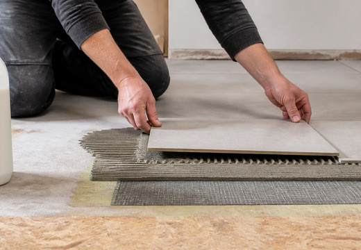 Fliesen auf OSB-Platten kleben